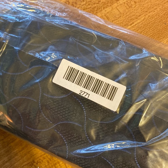 Nathan’s of Richmond Men’s Dress Tie - Picture 5 of 5